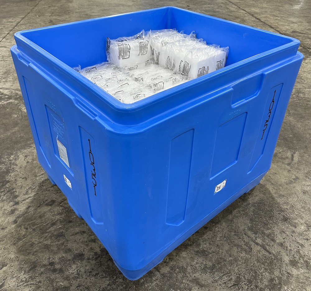 Dry Ice Container 11 Cuft w/ Wheels Insulated Bin